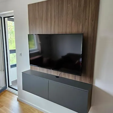 Ami L4-9 Apartment *